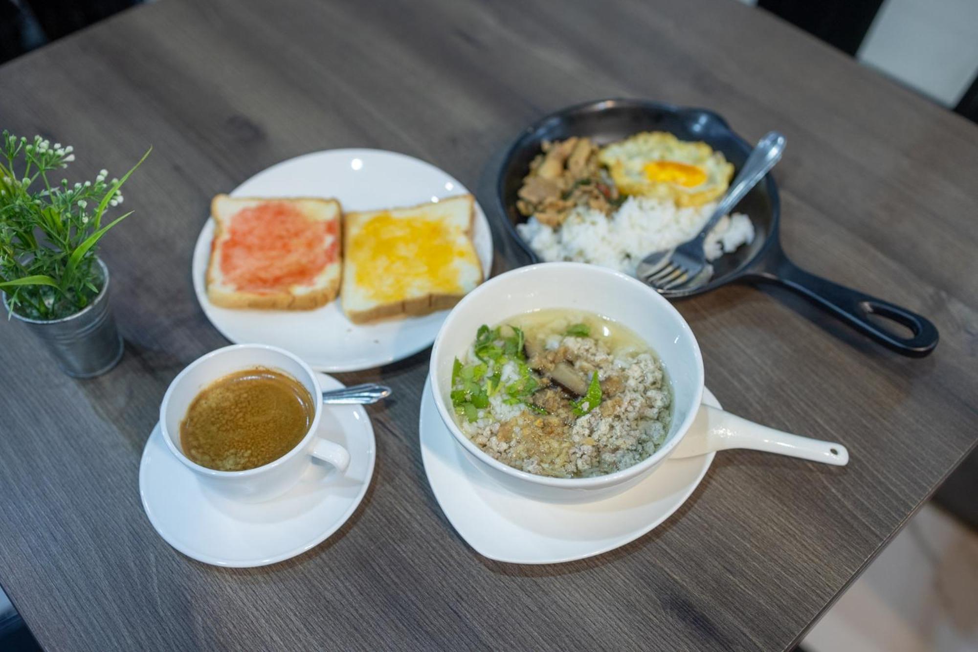 Baansuay Rattanathibet Apartment Nonthaburi Kültér fotó