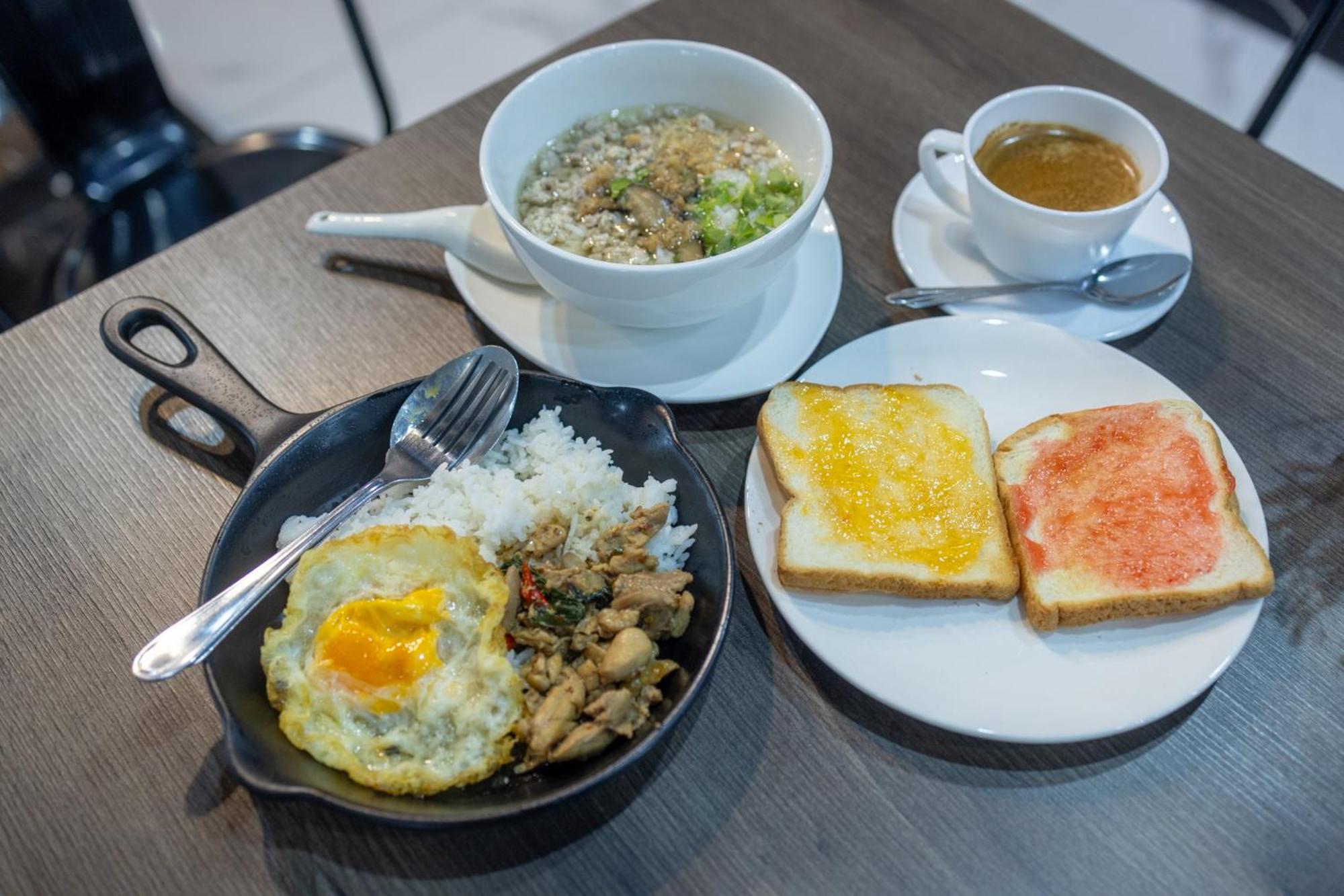 Baansuay Rattanathibet Apartment Nonthaburi Kültér fotó
